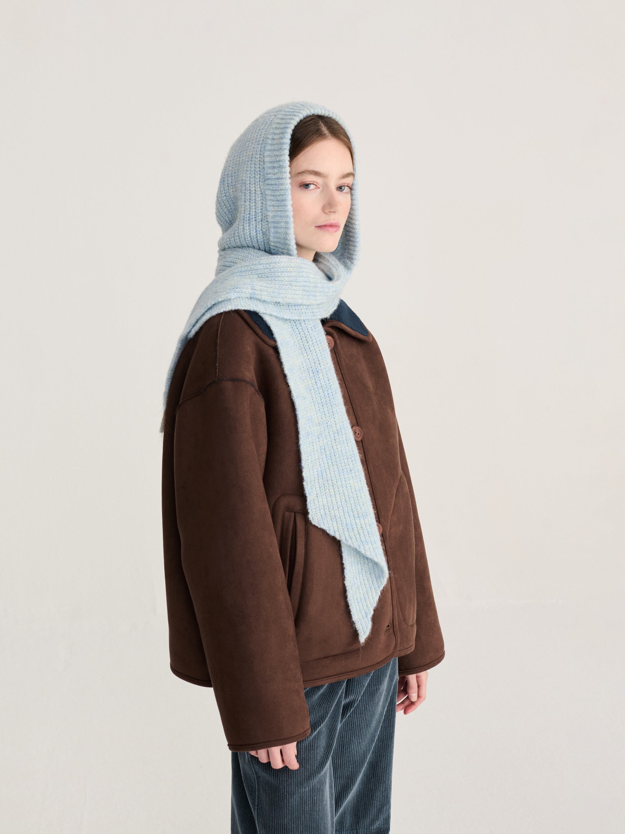 hooded_scarf_4.jpg