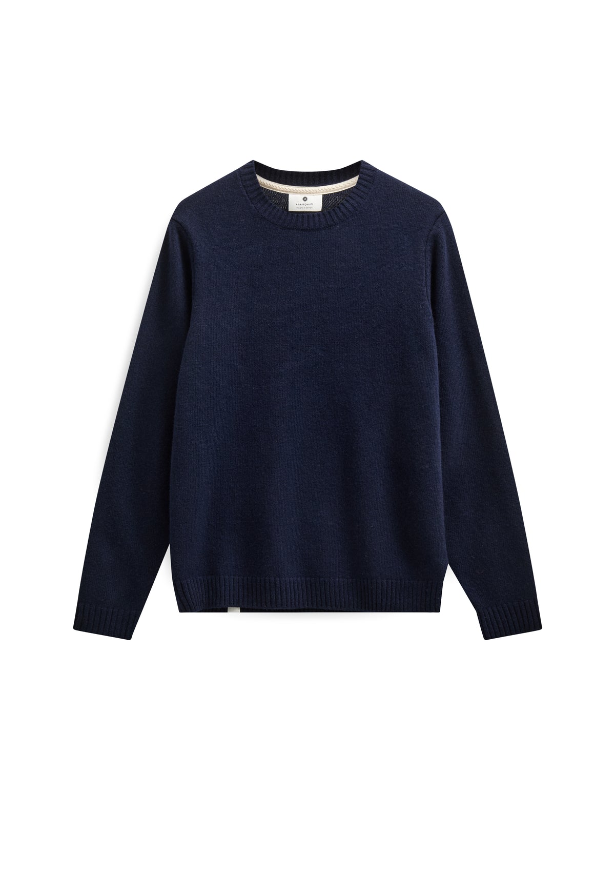 akpeter_knit_skycaptain_1.jpg