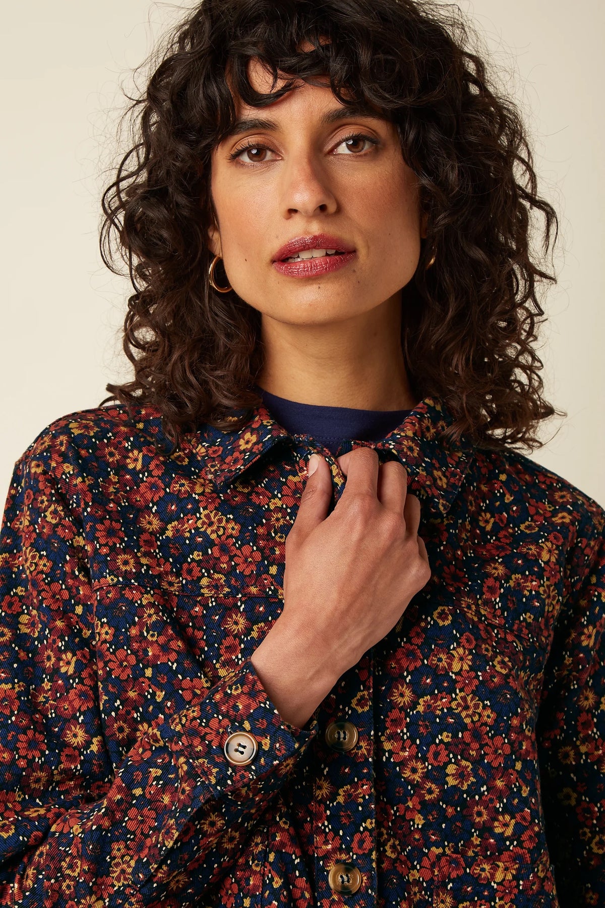 pearl_jacket_evening_blue_3.jpg