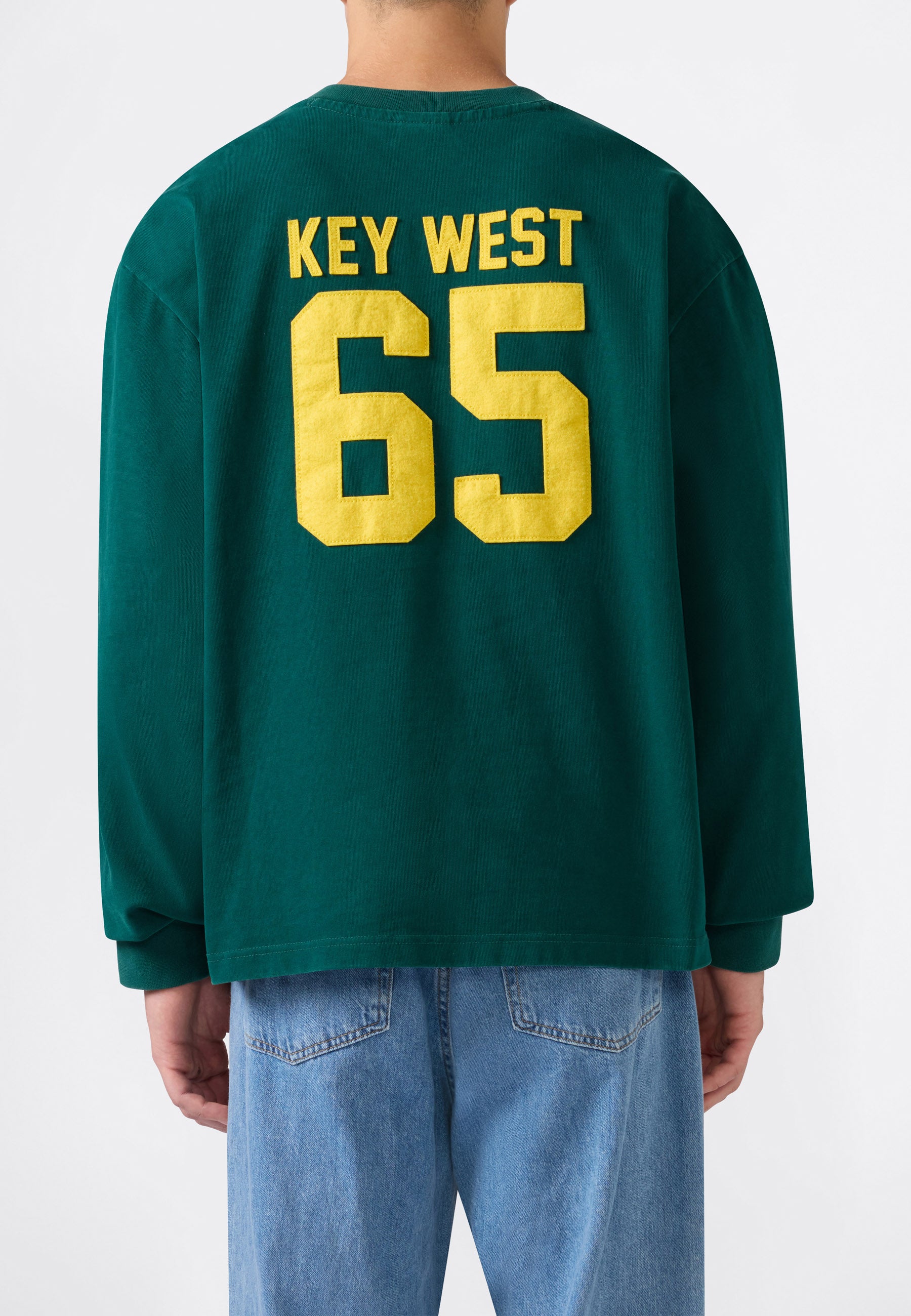 Vneck_sweatshirt_GS592_5.jpg