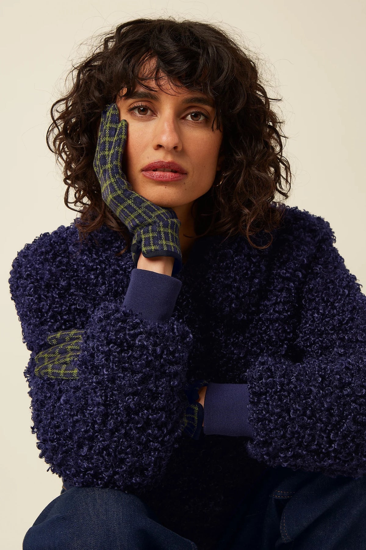 reyna_glove_blue_2.jpg