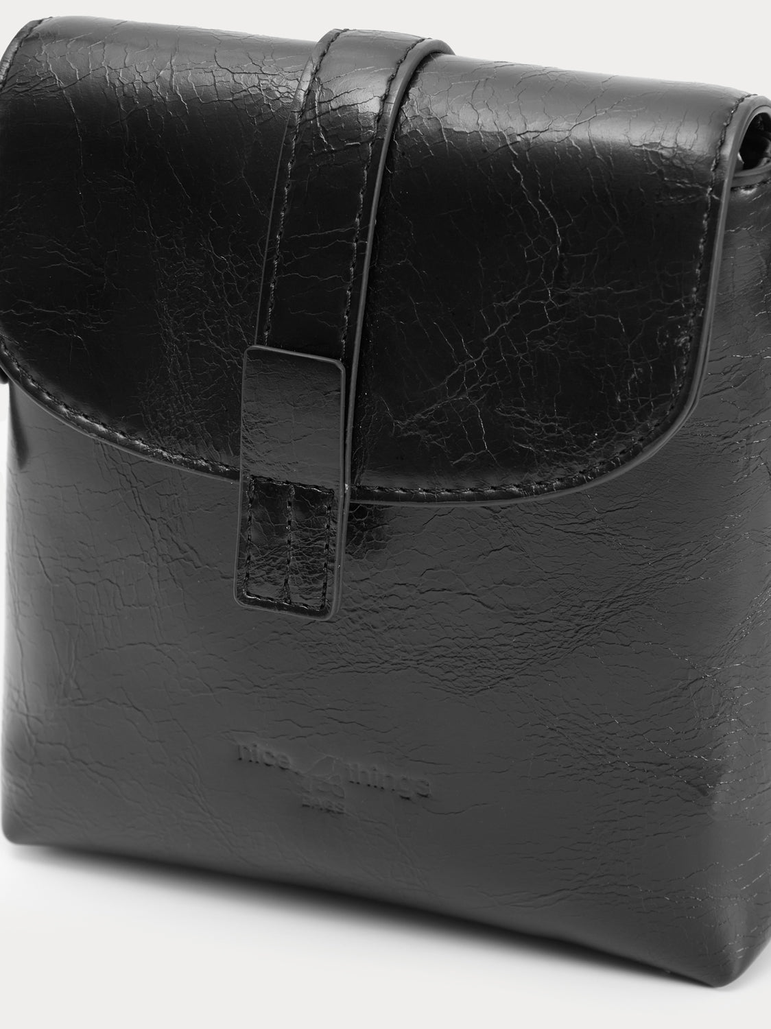 ecoleather_cross_bag_black_3.jpg