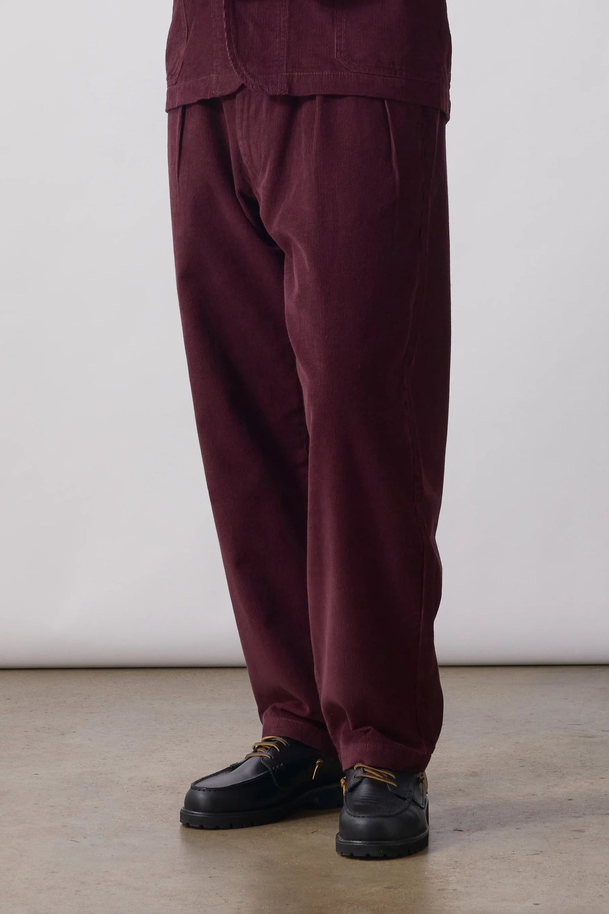 part_timer_pant_cord_burgundy_2.jpeg