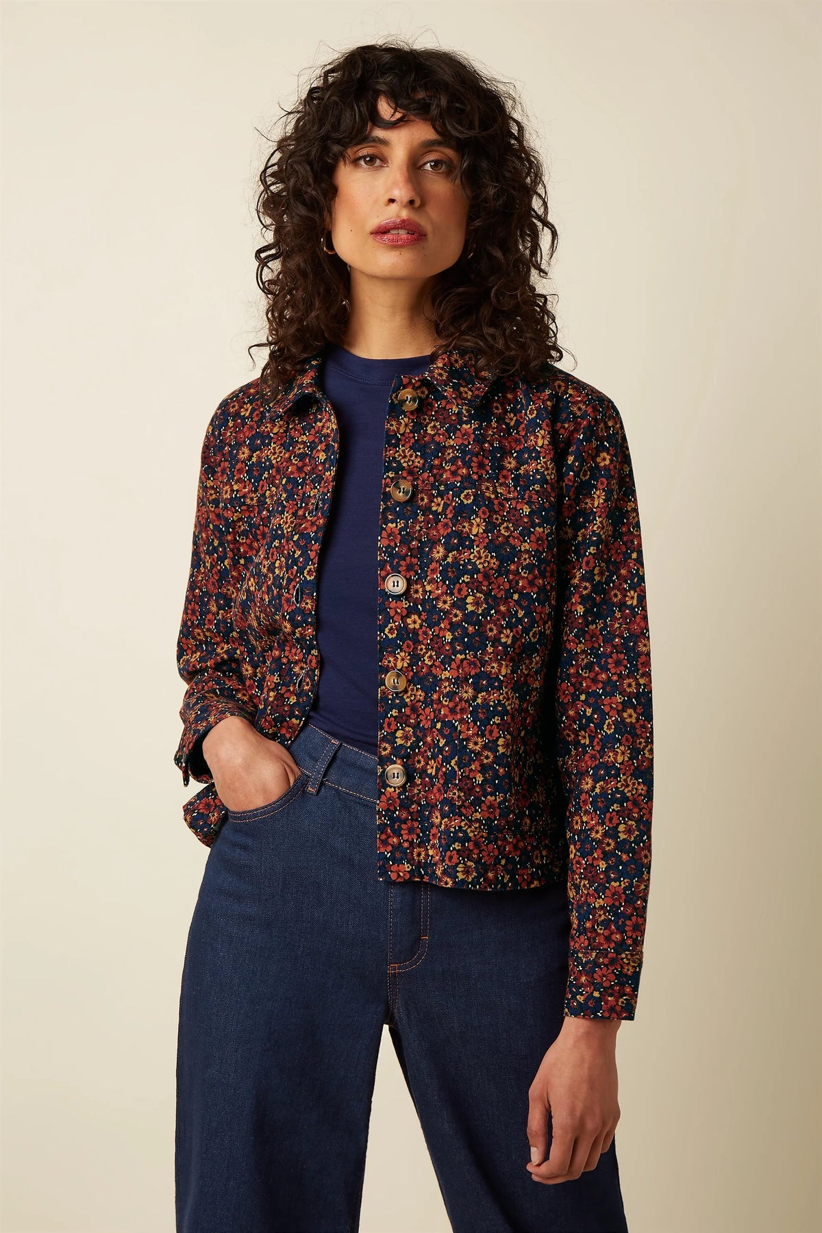 pearl_jacket_evening_blue_2.jpg