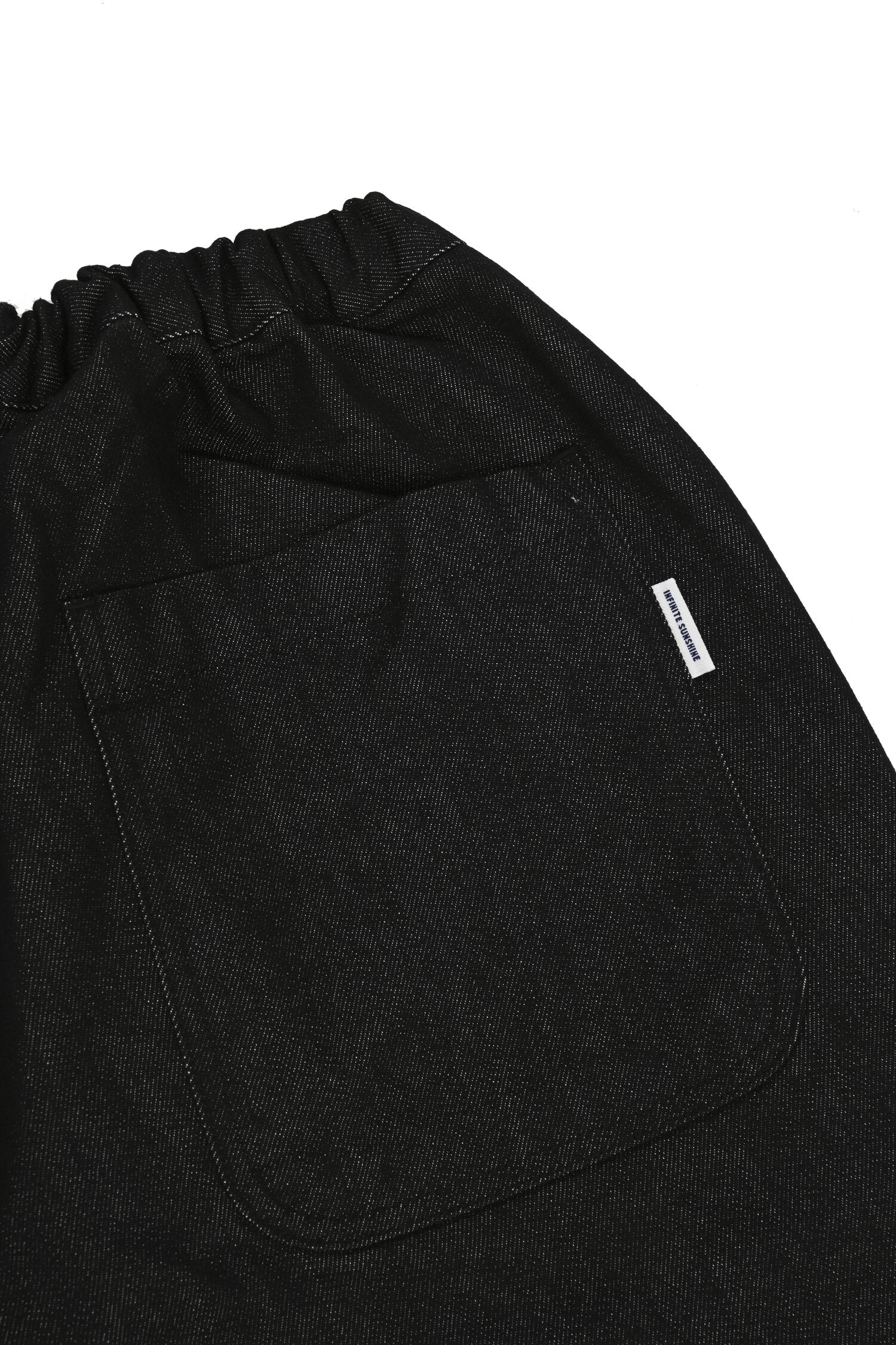 TWO_TUCK_WIDE_DENIM_BLACK_4.jpg