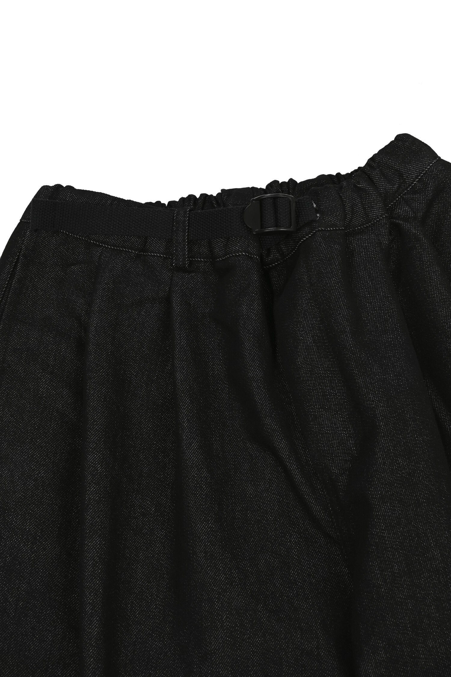TWO_TUCK_WIDE_DENIM_BLACK_3.jpg