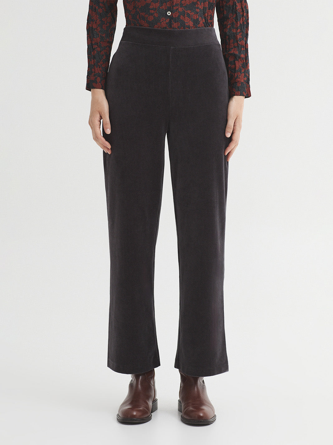 elastic_pants_grey_1.jpg