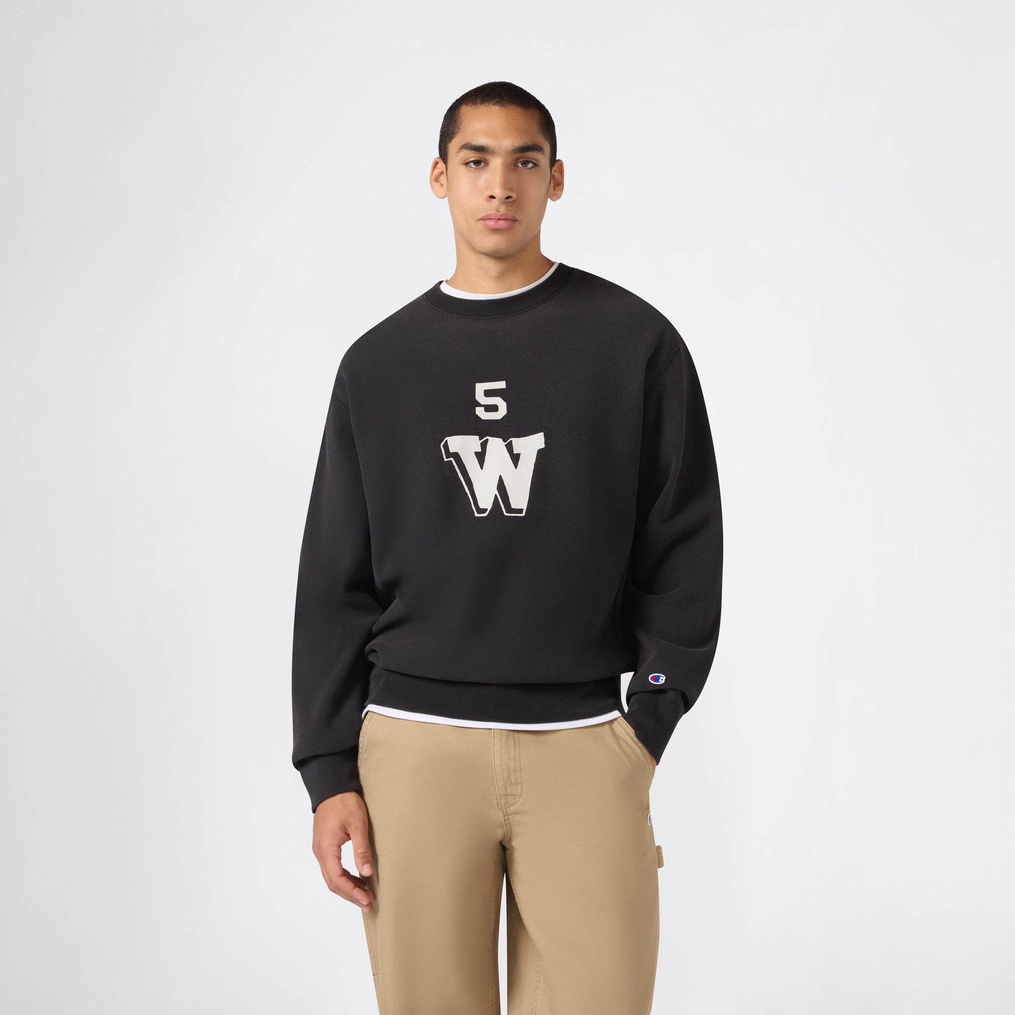 Crewneck_sweatshirt_KK001_3.jpg