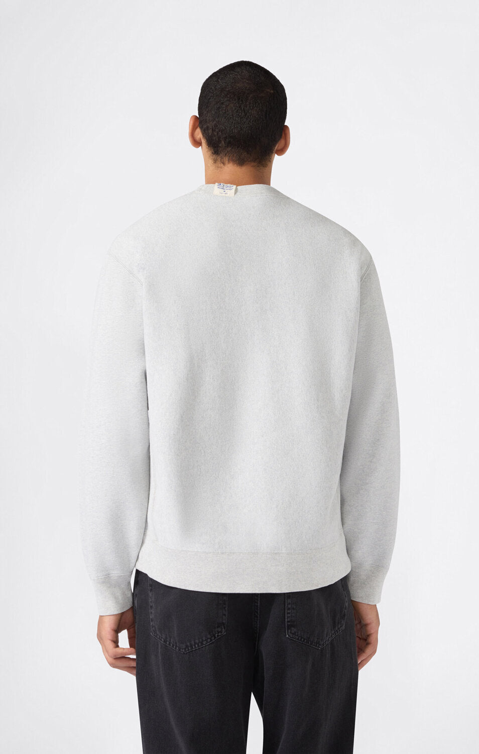 Crewneck_sweatshirt_EM049_4.jpg