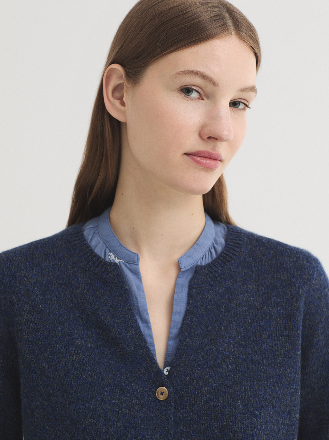 jacket_round_blue_2.jpg