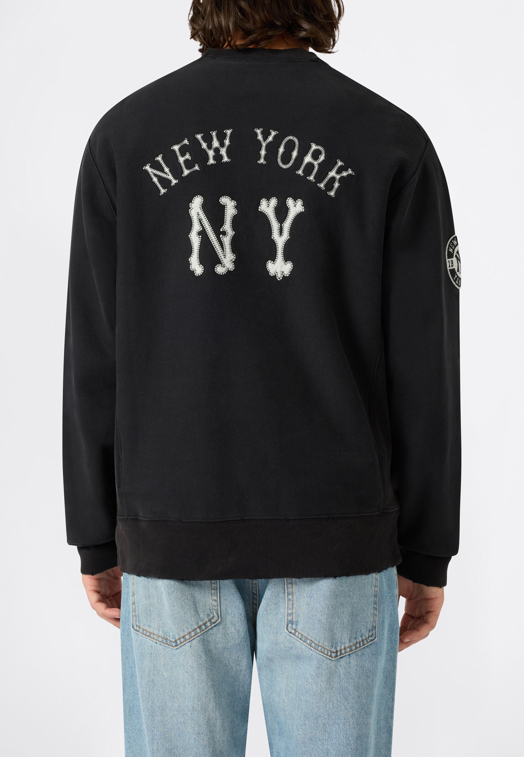 Crewneck_sweatshirt_SP_KK001_3.jpg