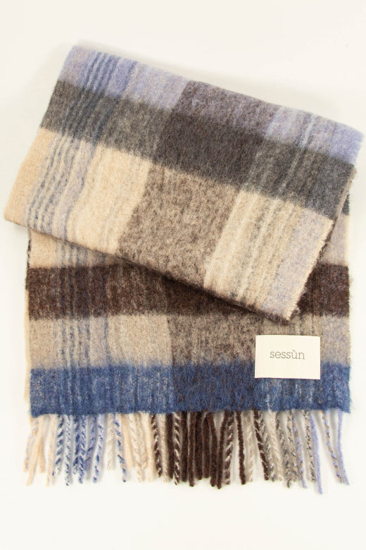 lucio_blu_1.jpeg