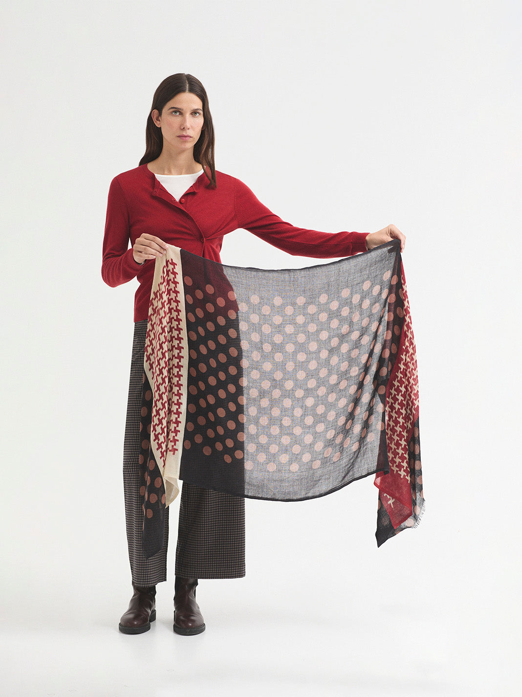 dots_foulard_black_2.jpg