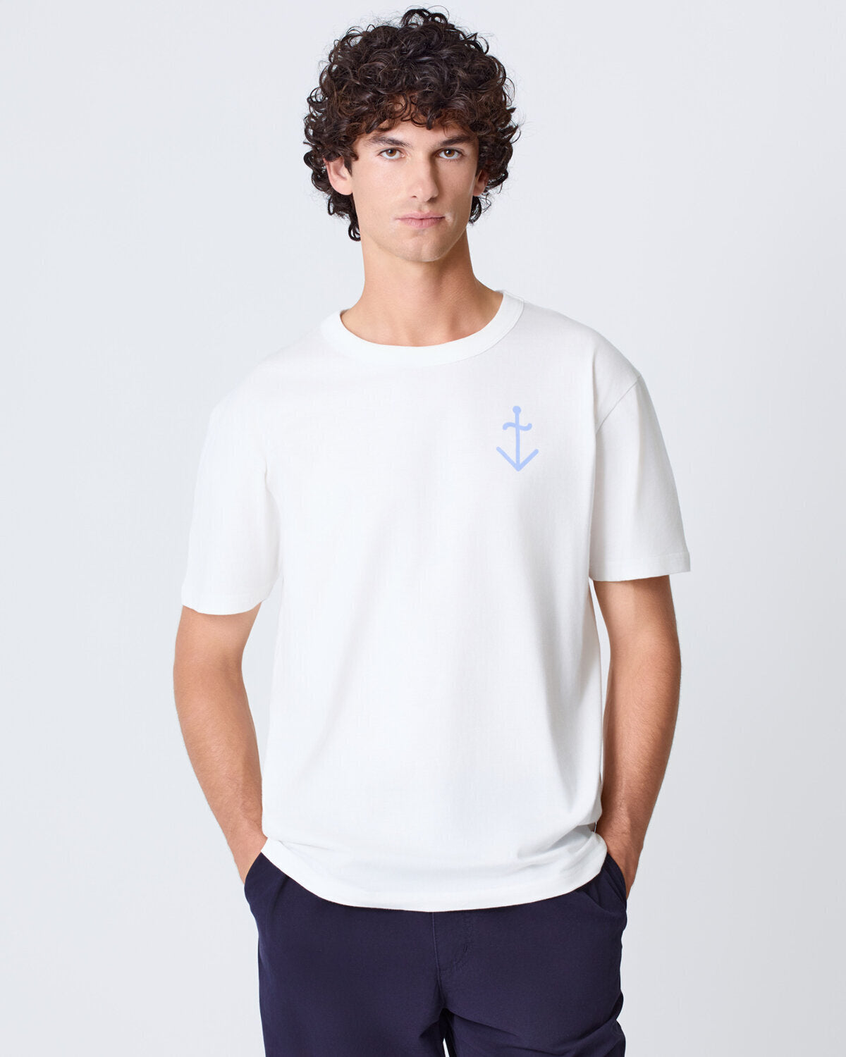DANTAS_OFF_WHITE_WIND_BLUE_3.jpg
