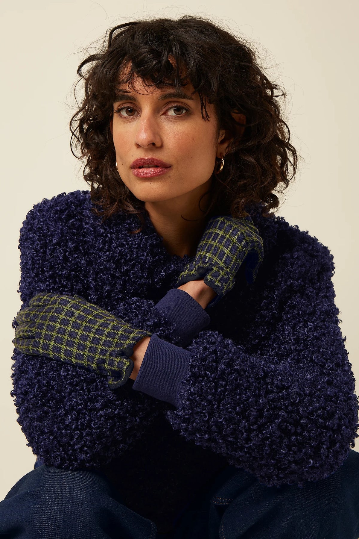 reyna_glove_blue_3.jpg