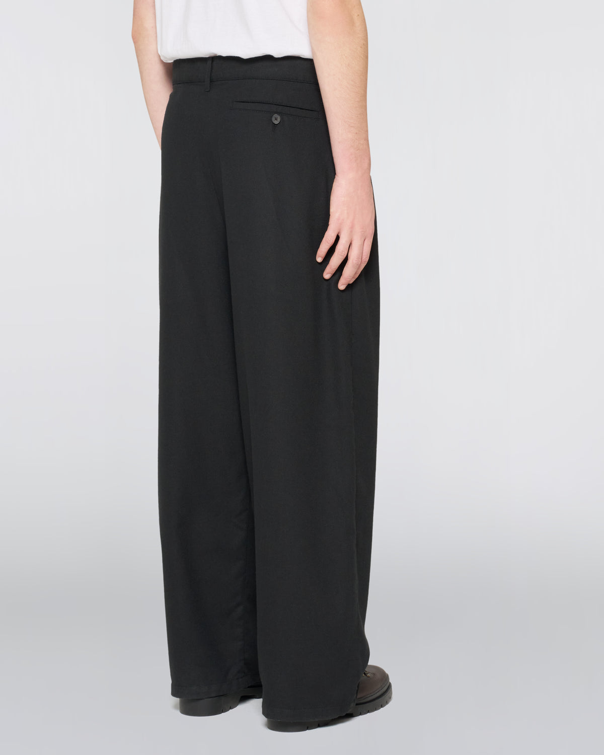 alden_pant_black_8.jpg