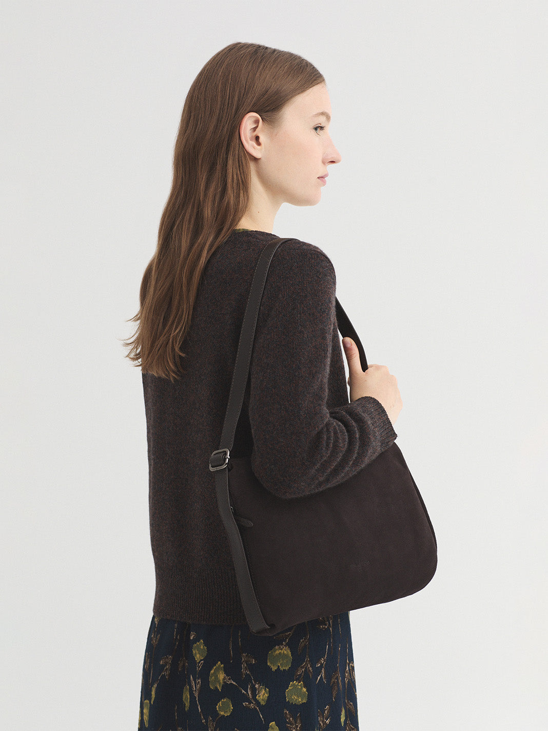 suede_bag_brown_3.jpg
