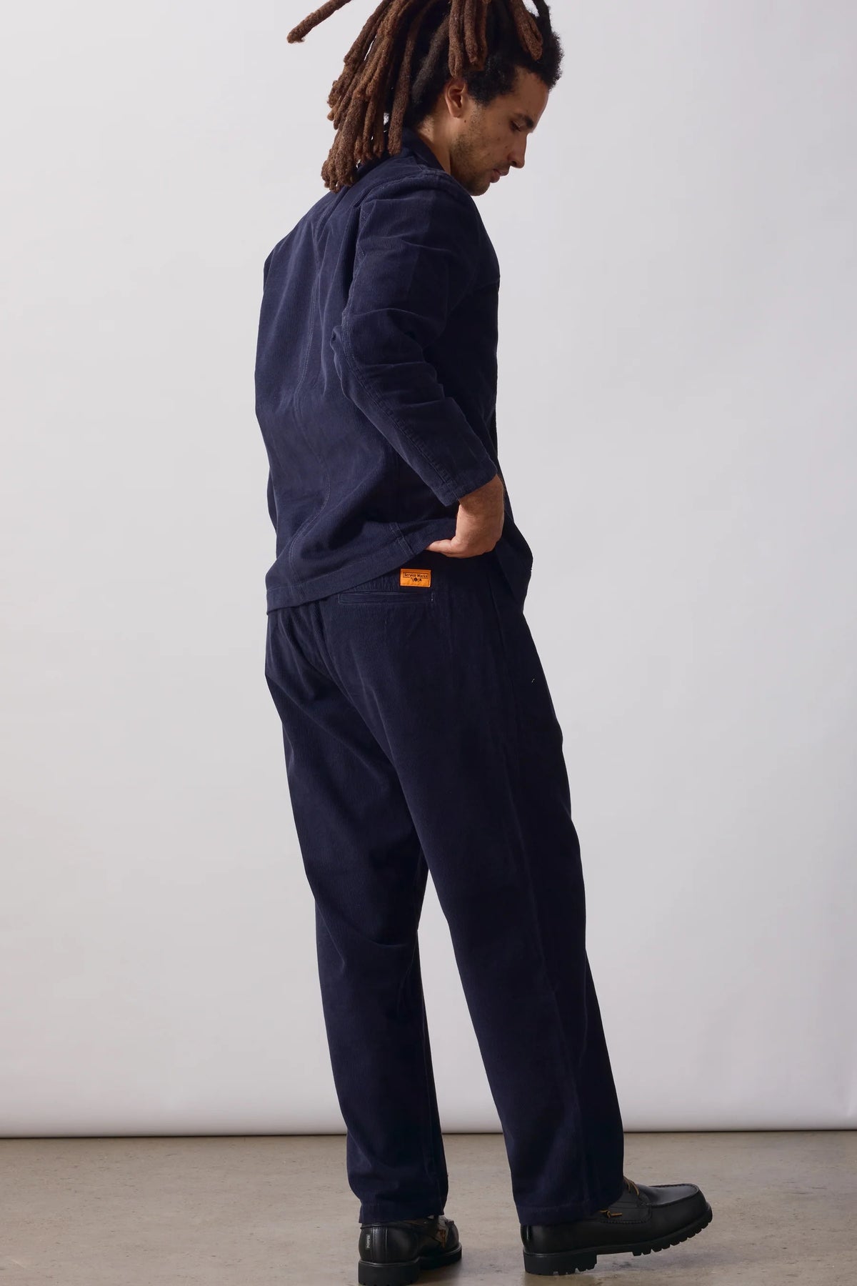 part_timer_pant_cord_darknavy_4.jpeg