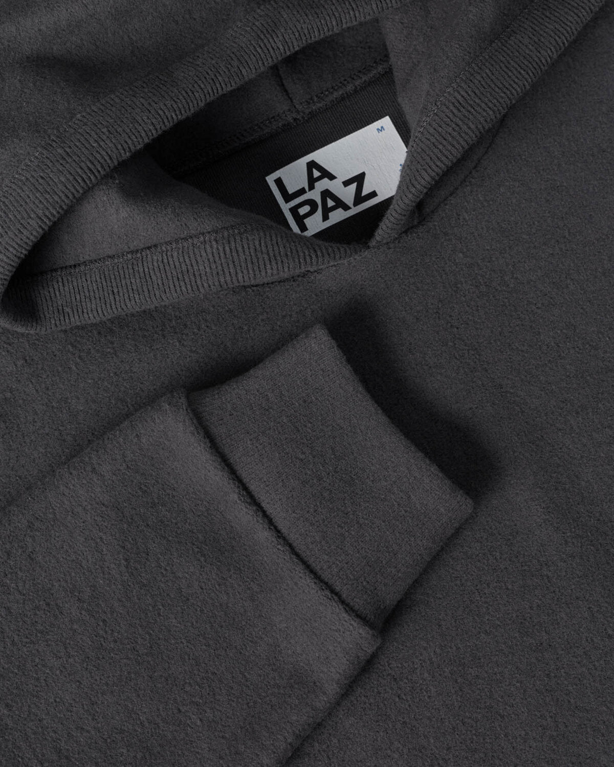 MATIAS_BLACK_FLEECE_3.jpg