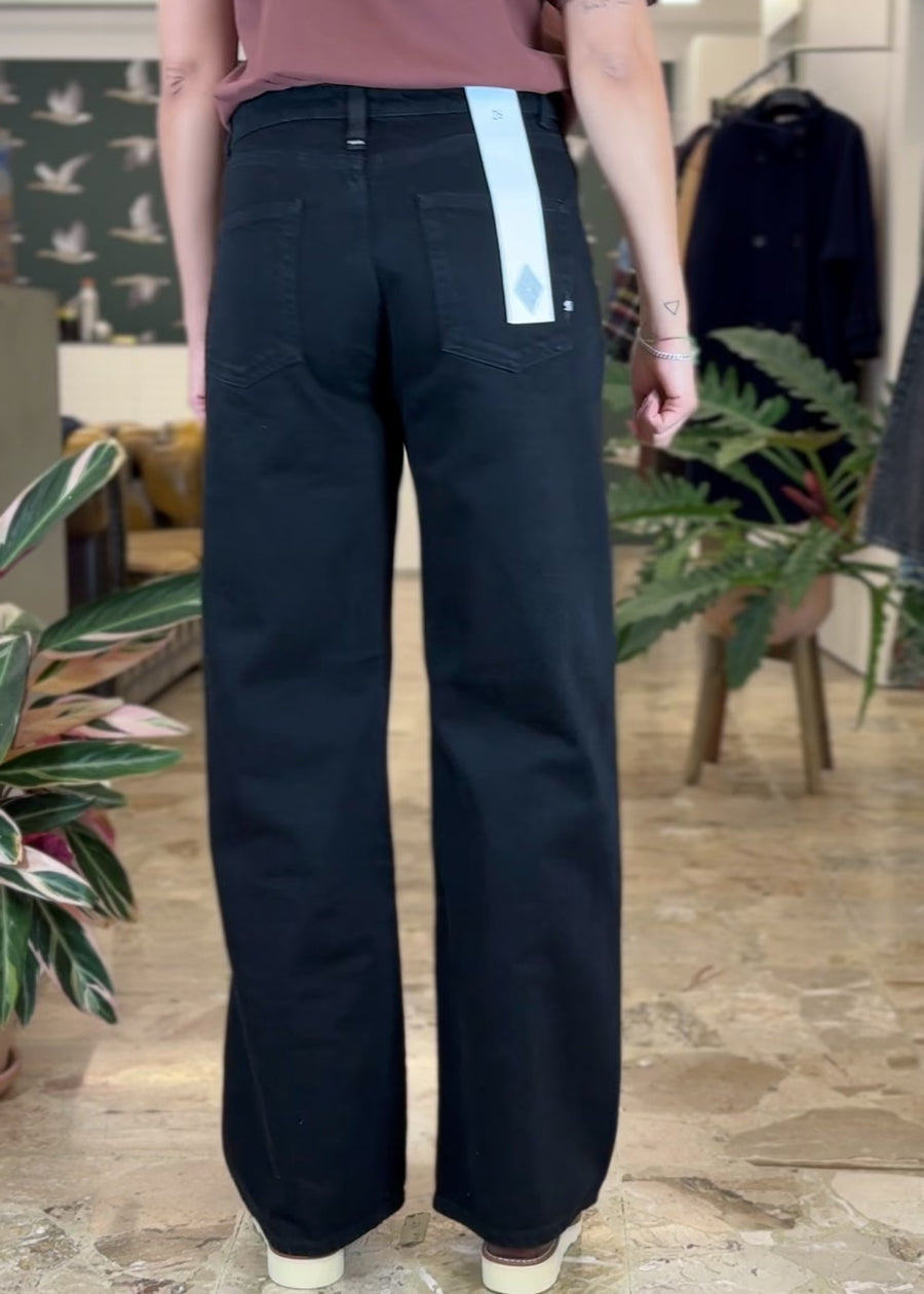 Jeans Wider Amish